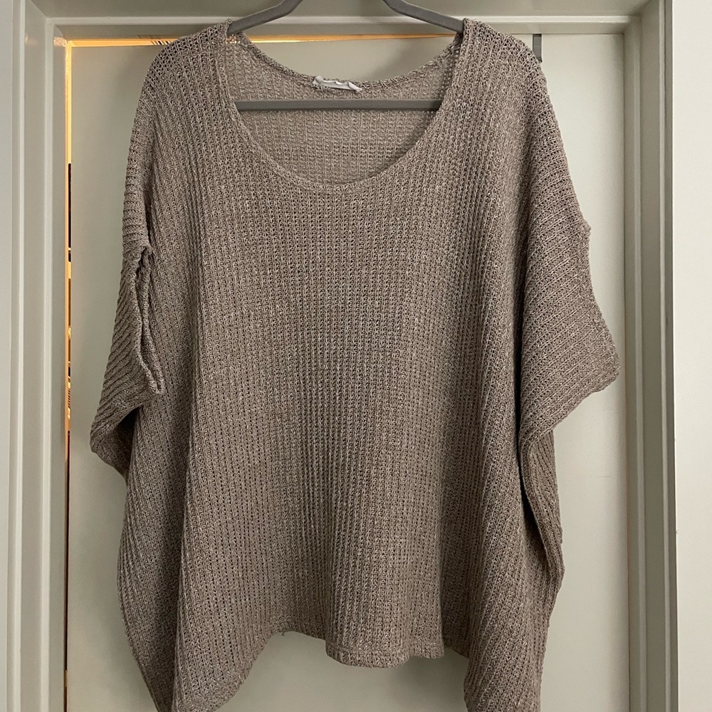 TALULAH Brown Scoop Neck Sweater